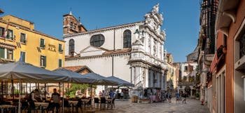 Il Campo e la chiesa di Santa Maria Zobenigo a Venezia, Italia