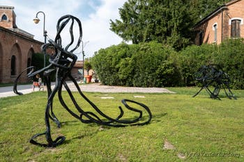 Qiu Zhenzhong, Scultura, Biennale d'Arte di Venezia