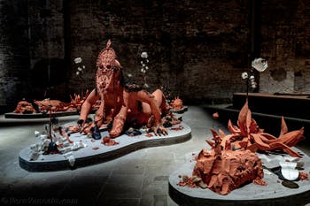 Rajni Perera e Marigold Santos, Efflorescence/The Way We Wake, Corderia dell'Arsenale di Venezia, Biennale d'Arte 2026