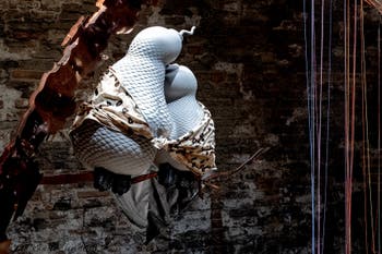 Nilbar Güres, A Kiss on the Eyes, Turchia, Biennale d'arte di Venezia 2026