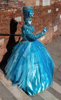 Costumi del Carnevale di Venezia al Campiello Barbaro.