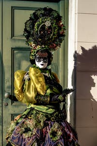 La sfilata dei costumi del Carnevale di Venezia 2026 sul Campo San Lorenzo.