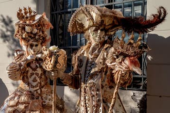 La sfilata dei costumi del Carnevale di Venezia 2026 sul Campo San Lorenzo.