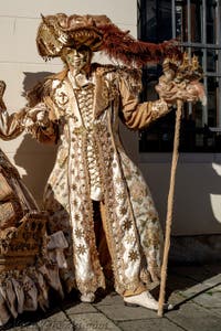 La sfilata dei costumi del Carnevale di Venezia 2026 sul Campo San Lorenzo.