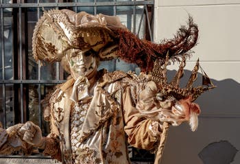 La sfilata dei costumi del Carnevale di Venezia 2026 sul Campo San Lorenzo.