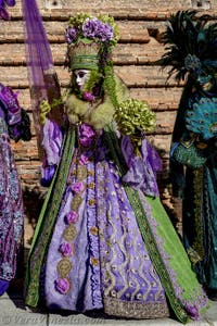 La sfilata dei costumi del Carnevale di Venezia 2026 sul Campo San Lorenzo.