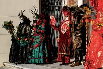 La sfilata dei costumi del Carnevale di Venezia 2026 sul Campo San Lorenzo.