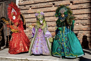 La sfilata dei costumi del Carnevale di Venezia 2026 sul Campo San Lorenzo.