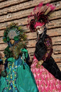 La sfilata dei costumi del Carnevale di Venezia 2026 sul Campo San Lorenzo.