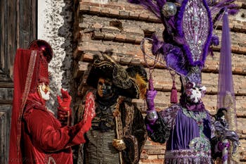 La sfilata dei costumi del Carnevale di Venezia 2026 sul Campo San Lorenzo.