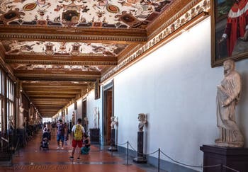 Sala della Galleria degli Uffizi a Firenze