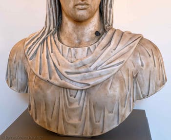 Busto di Afrodite Sosandra al Museo Archeologico di Venezia, in Italia