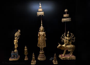 Buddha e divinità al Museo d'Arte Orientale di Ca' Pesaro a Venezia, Italia