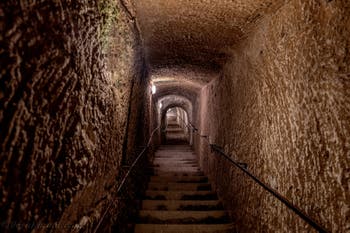 Il tunnel e le sale della Galleria Borbonica, il tunnel dei Borboni a Napoli, in Italia