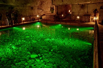 Il tunnel e le sale della Galleria Borbonica, il tunnel dei Borboni a Napoli, in Italia