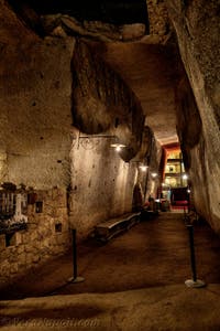 Il tunnel e le sale della Galleria Borbonica, il tunnel dei Borboni a Napoli, in Italia