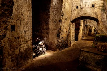 Il tunnel e le sale della Galleria Borbonica, il tunnel dei Borboni a Napoli, in Italia