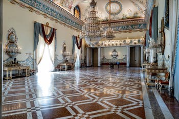 La sala di ricevimento del Palazzo Reale di Capodimonte a Napoli, in Italia