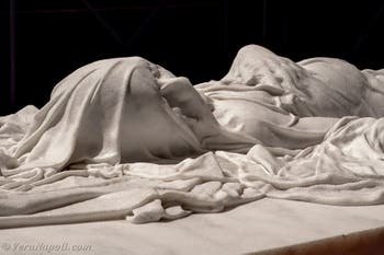 Jago, Il Figlio Velato, Cappella dei Bianchi, Basilica di San Severo fuori le mura a Napoli, in Italia