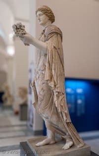 Flora Maggiore, Collezione Farnese, Museo Archeologico di Napoli, Italia