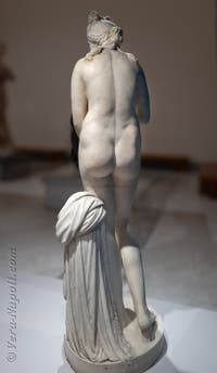 Afrodite pudica di tipo capitolino, Ercolano, Museo Archeologico di Napoli, Italia