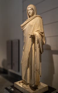 Afrodite Sosandra, Baia, Museo Archeologico di Napoli, Italia
