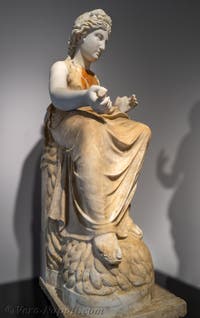 Apollo seduto su un treppiede, Ercolano, Museo Archeologico di Napoli, Italia