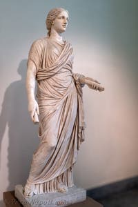 Artemide di tipo Leiden-Dion, collezione Farnese, Museo Archeologico di Napoli, Italia