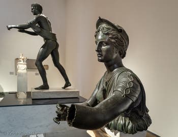 Artemide che scaglia una freccia, tempio di Apollo, Pompei, Museo Archeologico di Napoli, Italia