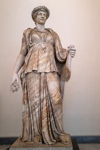 Flora Pomona Minore, Collezione Farnese, Museo Archeologico di Napoli, Italia