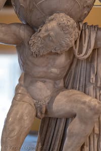 Atlante, Collezione Farnese, Museo Archeologico di Napoli, Italia