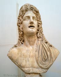 Busti di divinità fluviali, elementi di fontane, Collezione Farnese, Museo Archeologico di Napoli, Italia