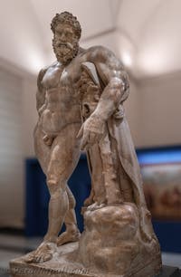Ercole a riposo, Collezione Farnese, Museo Archeologico di Napoli, Italia