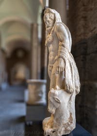 Ercole in riposo, Pozzuoli, Museo Archeologico di Napoli, Italia