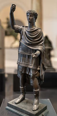 Giovane in armatura, Quadriga di Nerone, Ercolano, Museo Archeologico di Napoli, Italia