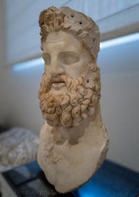 Giove di tipo Otricoli, Campidoglio, Pompei, Museo Archeologico di Napoli in Italia