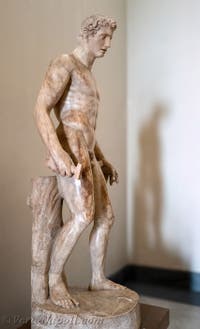 Gladiatore morente, Collezione Farnese, Museo Archeologico di Napoli, Italia