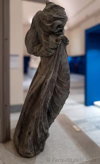 Nike, Collezione Farnese, Museo Archeologico di Napoli, Italia
