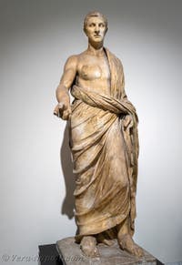 Notabile romano, Peristilio rettangolare, Villa dei Papiri, Museo Archeologico di Napoli in Italia