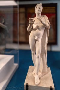 Satiro che suona il flauto, Praedia di Giulia Felice, Pompei, Museo Archeologico di Napoli, Italia