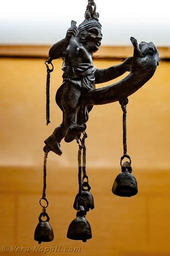 Tintinnabulum, fallo a forma di pantera, Ercolano, Gabinetto erotico, Museo Archeologico di Napoli