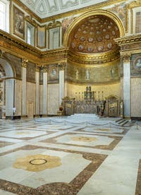 La Cappella Palatina del Palazzo Reale di Napoli in Italia