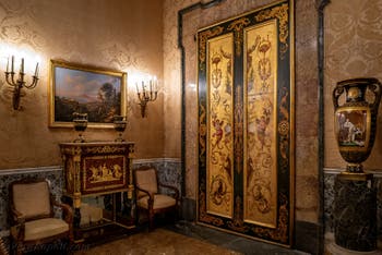L'ufficio del re Gioacchino Murat nel Palazzo Reale di Napoli, in Italia