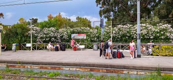 La stazione della linea Circumvesuviana a Pompei, vicino a Napoli