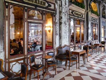 Il Café Florian, in Piazza San Marco a Venezia.